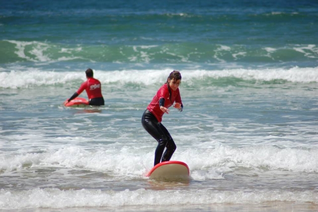  Surf school 